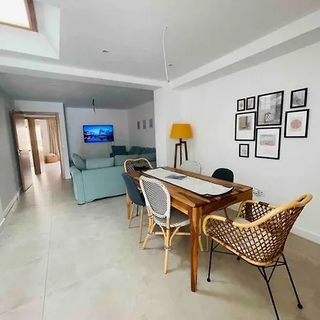 Attic In Old Town Apartment Denia